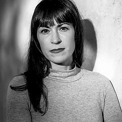 Abbildung Profilbild Carolin Amlinger